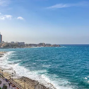 Apartament Tower Road Sliema, 4br With Sensational Views By 360 Estates, Sliema